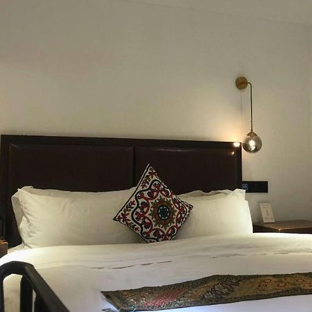 Qintai Tibetan Culture Boutique Hotel Csengtu Kültér fotó
