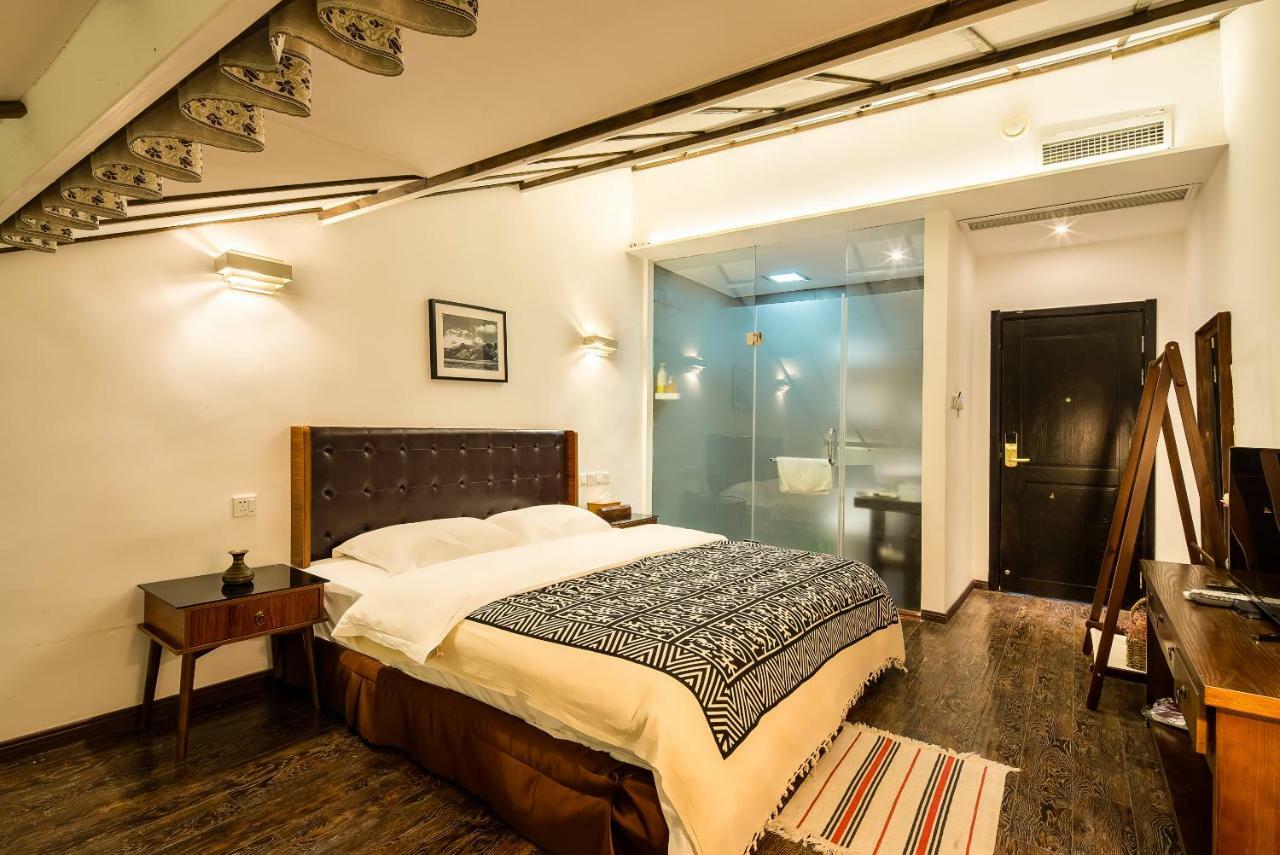 Qintai Tibetan Culture Boutique Hotel Csengtu Kültér fotó